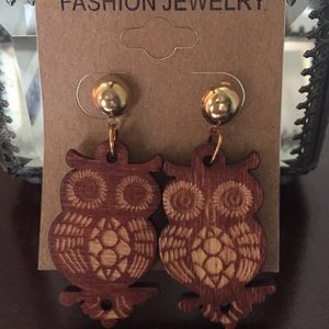🍂🦉🍁NEW! Wood stamped earrings